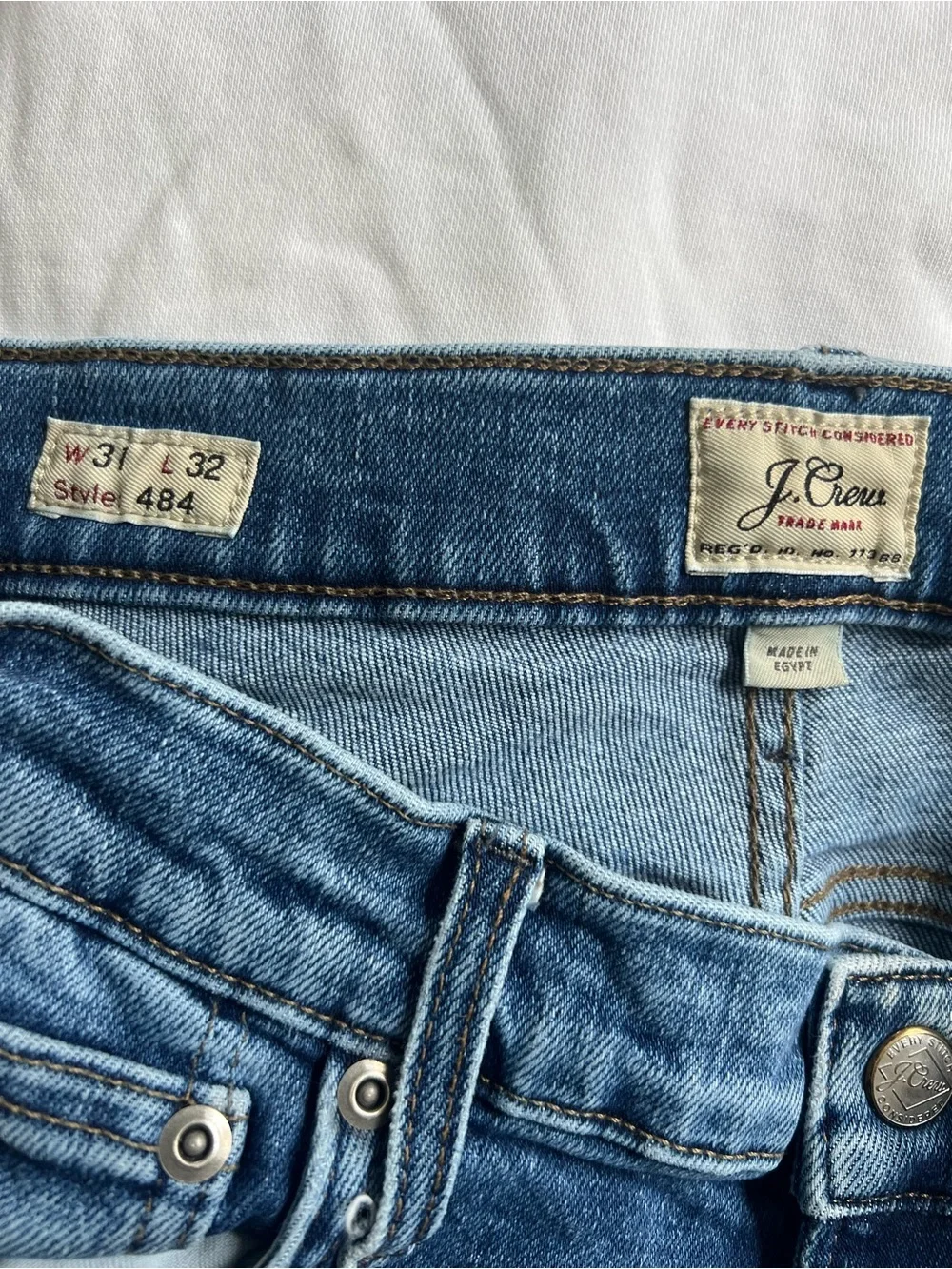 J. Crew Men’s or Women’s Slim Straight Jeans - Mid Blue Size 31/32 0165